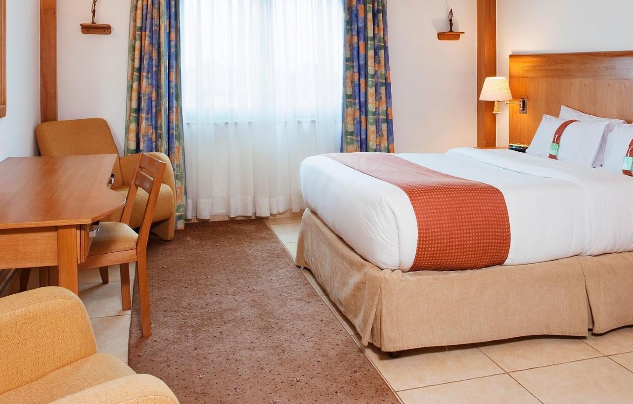 Palms By Eagles Airport City, Formerly Holiday Inn Accra Exterior photo